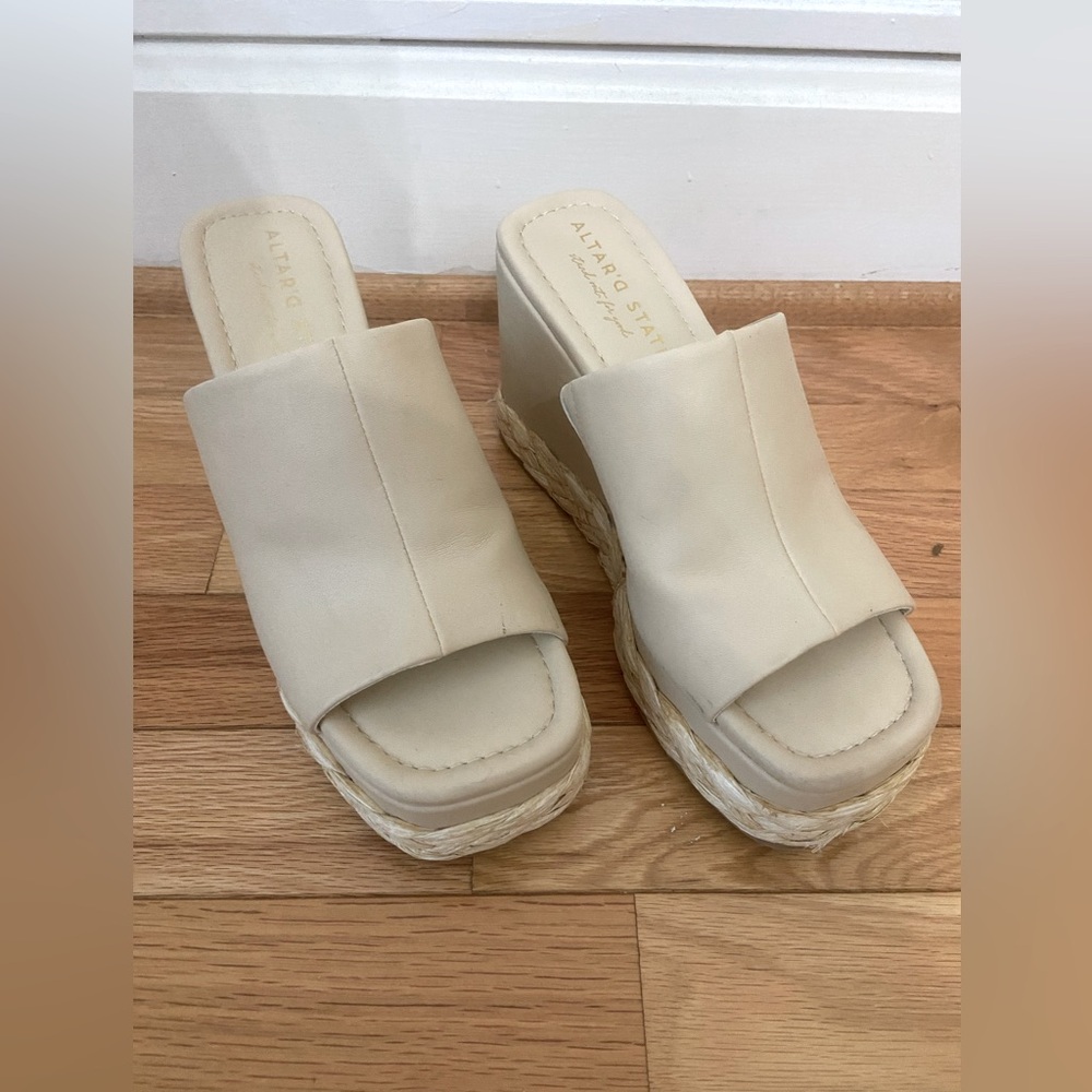 Altar’d State wedge heel- size 7